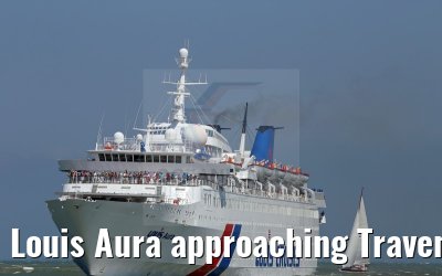 Louis Aura approaching Travemuende, 10. July 2014