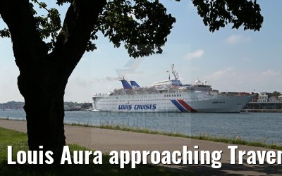 Louis Aura approaching Travemuende, 10. July 2014