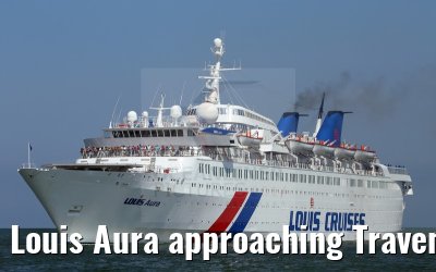 Louis Aura approaching Travemuende, 10. July 2014