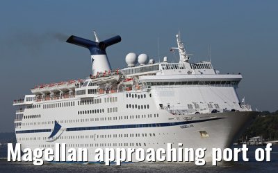 Magellan approaching port of Hamburg 03.10.2015