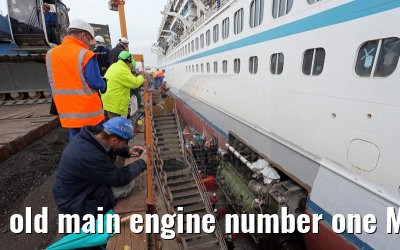 old main engine number one MS Artania 08.10.2014