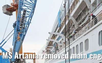 MS Artania removed main engine number 1 on 08.10.2014 