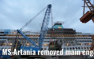 MS Artania removed main engine number 1 on 08.10.2014 