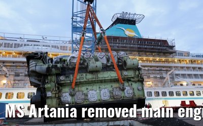 MS Artania removed main engine number 1 on 08.10.2014 