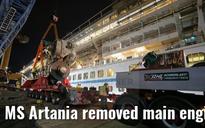 MS Artania removed main engine number 1 on 08.10.2014