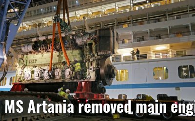 MS Artania removed main engine number 1 on 08.10.2014