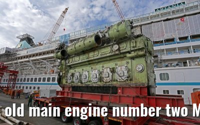 old main engine number two MS Artania on 09th October 2014
