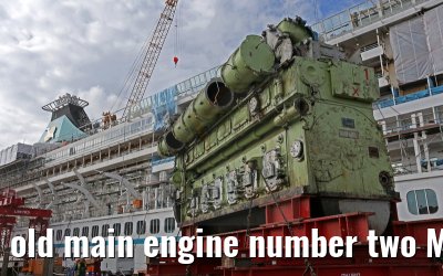 old main engine number two MS Artania on 09th October 2014