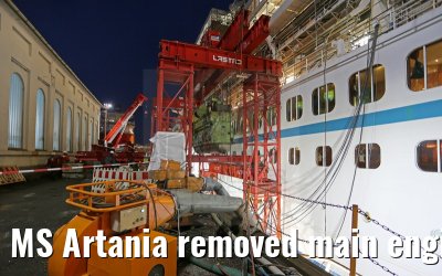 MS Artania removed main engine number 2 on 09.10..2014