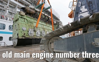 old main engine number three MS Artania on 09th October 2014