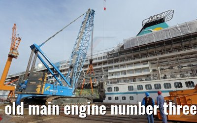 old main engine number three MS Artania on 09th October 2014