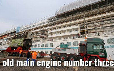 old main engine number three MS Artania on 09th October 2014