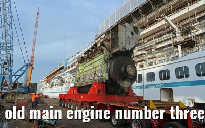 old main engine number three MS Artania on 09th October 2014