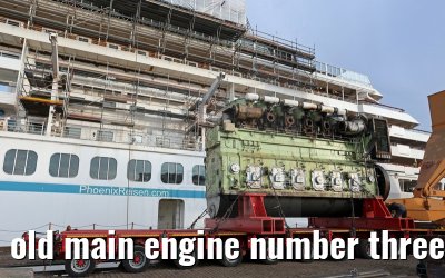 old main engine number three MS Artania on 09th October 2014