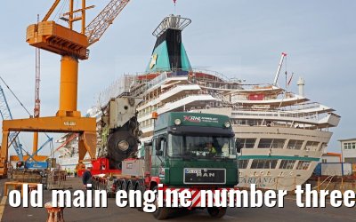 old main engine number three MS Artania on 09th October 2014