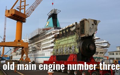 old main engine number three MS Artania on 09th October 2014