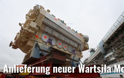 Anlieferung neuer Wartsila Motor MS Artania 23.10.2014