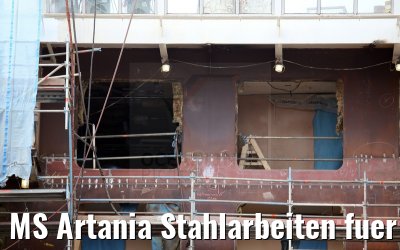 MS Artania Stahlarbeiten fuer neue Balkone an den Suiten am 23.10.2014
