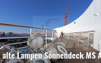 alte Lampen Sonnendeck MS Artania 24.11.2014