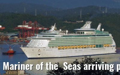 Mariner of the  Seas arriving port of Keelung, 14. September 2013
