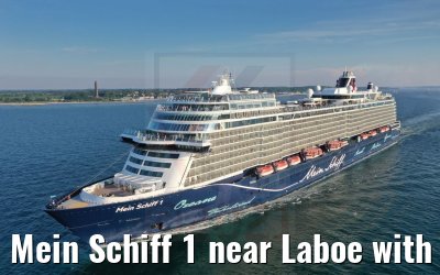 Mein Schiff 1 near Laboe with marine memorial 04.06.2021