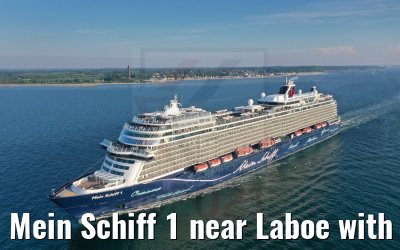 Mein Schiff 1 near Laboe with marine memorial 04.06.2021