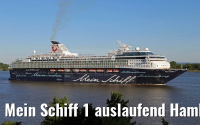 Mein Schiff 1 auslaufend Hamburg 01.07.2015