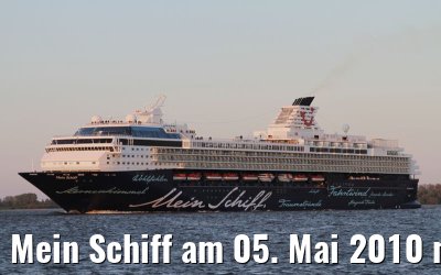 Mein Schiff am 05. Mai 2010 mit Kurs Dover im letzten Abendlicht