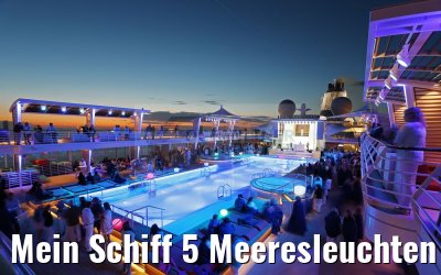 Mein Schiff 5 Meeresleuchten Lichtshow am Pool