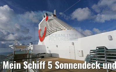 Mein Schiff 5 Sonnendeck und Schornstein