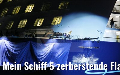 Mein Schiff 5 zerberstende Flasche am Bug 15.07.2016