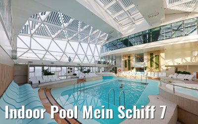 Indoor Pool Mein Schiff 7
