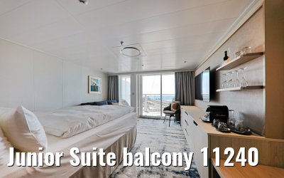 Junior Suite balcony 11240