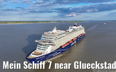 Mein Schiff 7 near Glueckstadt 07.05.2025