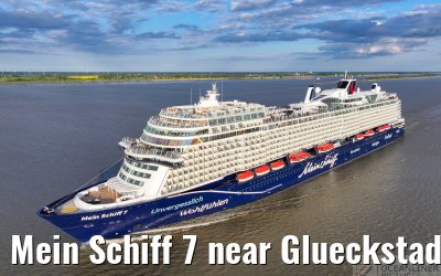 Mein Schiff 7 near Glueckstadt 07.05.2025