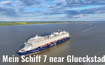 Mein Schiff 7 near Glueckstadt 07.05.2025