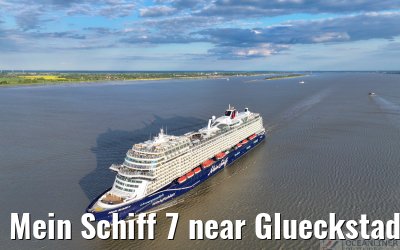 Mein Schiff 7 near Glueckstadt 07.05.2025