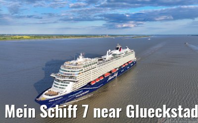 Mein Schiff 7 near Glueckstadt 07.05.2025
