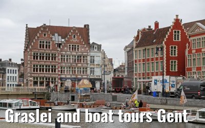 Graslei and boat tours Gent