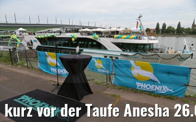 kurz vor der Taufe Anesha 26.06.2015