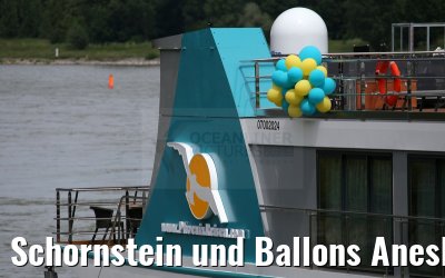 Schornstein und Ballons Anesha 26.06.2015