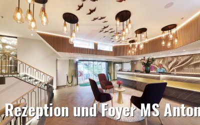 Rezeption und Foyer MS Antonia