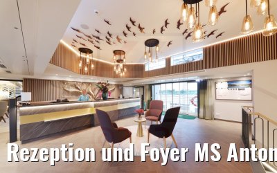Rezeption und Foyer MS Antonia