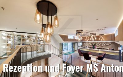 Rezeption und Foyer MS Antonia