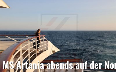 MS Artania abends auf der Nordsee 18.07.2021