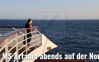 MS Artania abends auf der Nordsee 18.07.2021