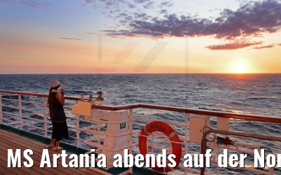MS Artania abends auf der Nordsee 18.07.2021