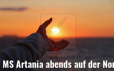 MS Artania abends auf der Nordsee 18.07.2021