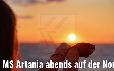 MS Artania abends auf der Nordsee 18.07.2021