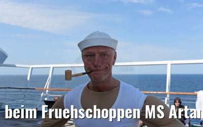 beim Fruehschoppen MS Artania
